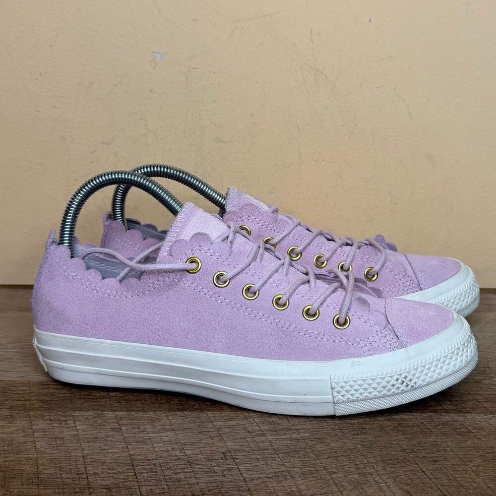 Converse All Star Frilly Thrills Scalloped Pink Suede Sneakers size 7.5 shoes